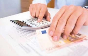 Τι θα πληρώσουν οι ελεύθεροι επαγγελματίες (παραδείγματα)
