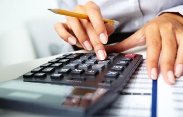 "Παιχνίδι" 10 δισ. ευρώ με τις φορολογικές δηλώσεις -Η αγωνία του υπουργείου και τα σενάρια παρατάσεων