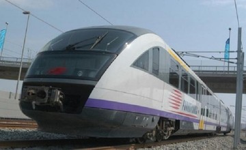 Στάση εργασίας σε τρένα και προαστιακό 