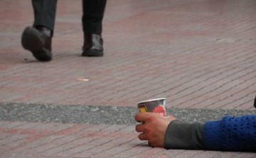 ΕΛΣΤΑΤ: Κίνδυνος φτώχειας για το  35,7% του πληθυσμού