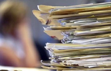 Στον «πάγο» 350.000 αιτήσεις για σύνταξη