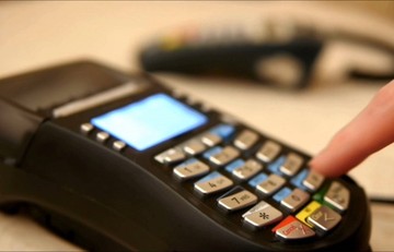 Τα capital controls έφεραν αύξηση των POS