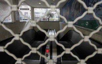 Χειρόφρενο σε μετρό, ηλεκτρικό, προαστιακό και τραμ