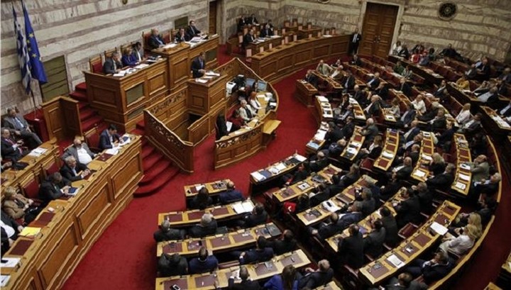 Ψηφίστηκε το νομοσχέδιο για τις έρευνες υδρογονανθράκων