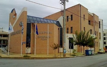 Γιατί χρεοκόπησε ο δήμος Αχαρνών