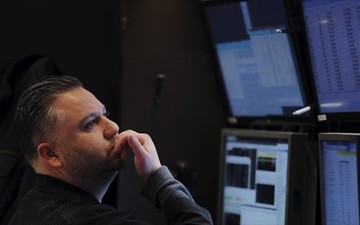 WS: Αυξάνεται η πίεση εν όψει Γιέλεν