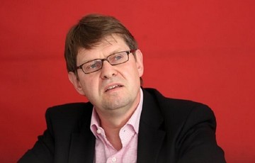 Πιθανότητα η Μέρκελ να εγκαταλείψει την υποψηφιότητά της για την καγκελαρία το 2017