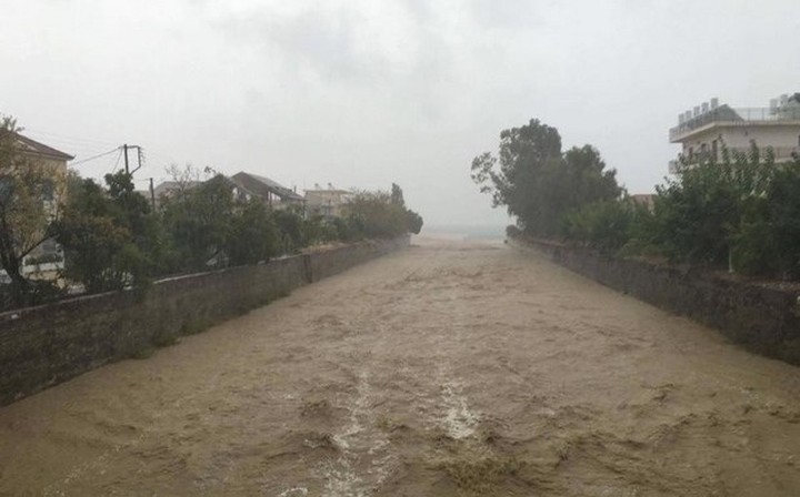 "Βούλιαξε" η δυτική Ελλάδα από την κακοκαιρία