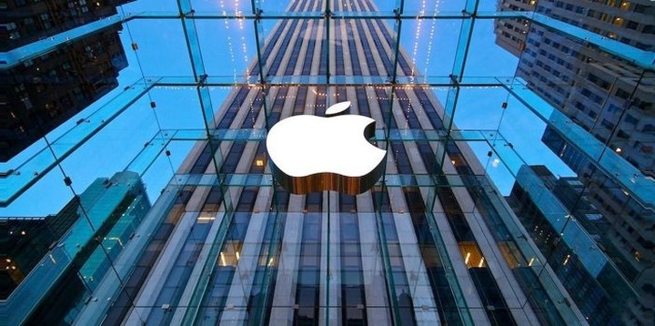 WS: Apple... εναντίον όλων