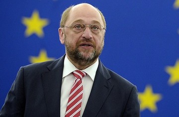 Σουλτς: Ο Τραμπ είναι ανέυθυνος και πρόβλημα για όλον τον κόσμο