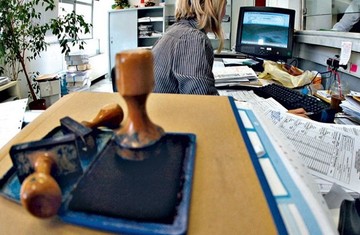 Οι ευκαιρίες και οι παγίδες που κρύβει η συνατξιοδότηση των δημοσίων υπαλλήλων