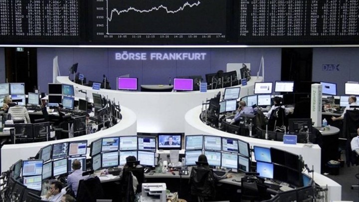 Ευρωαγορές: Οριακές απώλειες με την προσοχή σε Deutsche Bank