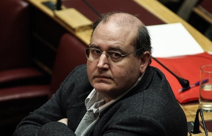 Φίλης: Υπάρχει επιδίωξη συνεννόησης με την Εκκλησία για ζητήματα αμοιβαίου ενδιαφέροντος
