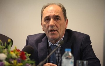 Ανάπτυξη της οικονομίας το 2017 «βλέπει» ο Σταθάκης