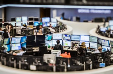 Ευρωαγορές: Στο +1,5% ο Euro Stoxx με στήριξη από πετρέλαιο