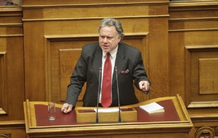 Κατρούγκαλος προς ΝΔ: «Εσείς είστε η αιτία της διαπλοκής»