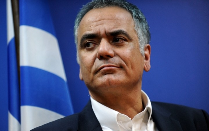 Σύμπτωση απόψεων μεταξύ Σκουρλέτη και θεσμών