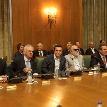 «Παγώνει» η μεταβατική ρύθμιση για το τηλεοπτικό τοπίο