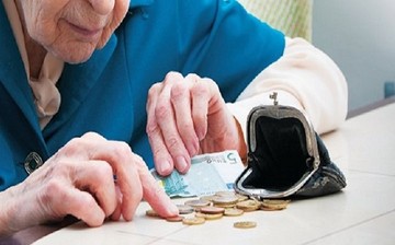 Συντάξεις χηρείας ύψους 150 ευρώ από το ΙΚΑ