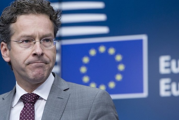 Επιμένουν σε νέα μεταρρύθμιση του ασφαλιστικού οι θεσμοί