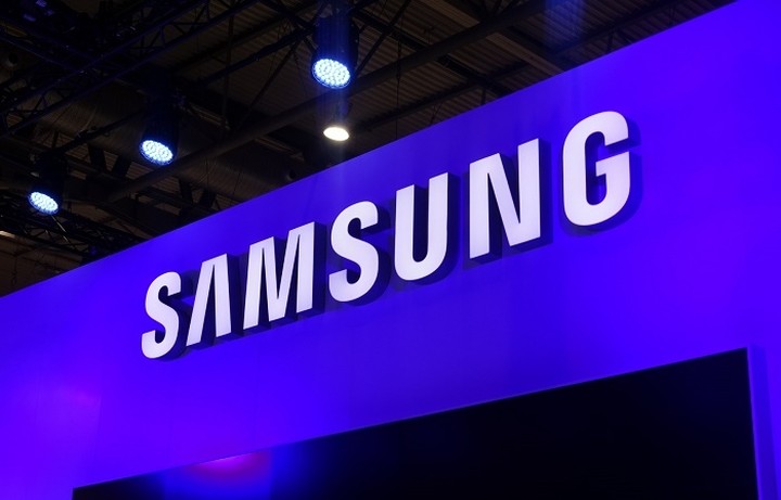 Το ένα πλήγμα μετά το άλλο δέχεται η Samsung 