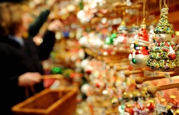 Πόσα θα ξοδέψουν φέτος τα Χριστούγεννα οι Έλληνες