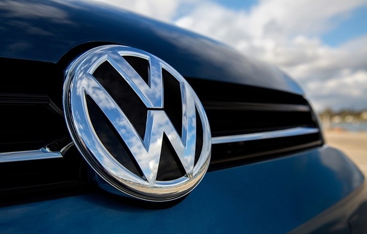 Η Volkswagen περικόπτει 30.000 θέσεις εργασίας