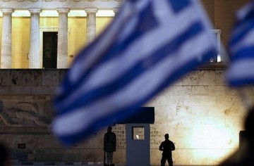 Public Issue: Το 92% των πολιτών είναι δυσαρεστημένο από τη λειτουργία της κυβέρνησης