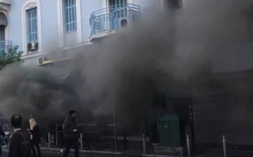 Έκρηξη στα Everest στην πλατεία Βικτωρίας- Μια νεκρή και 4 τραυματίες