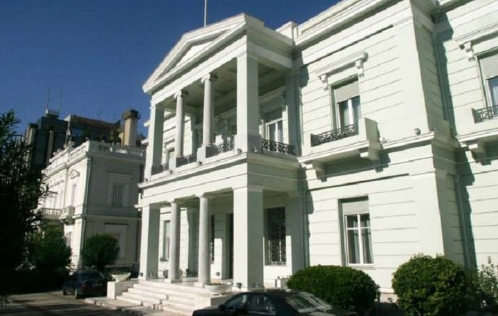 ΥΠΕΞ: H Τουρκία πρέπει να αποφασίσει αν σέβεται ή όχι το διεθνές Δίκαιο
