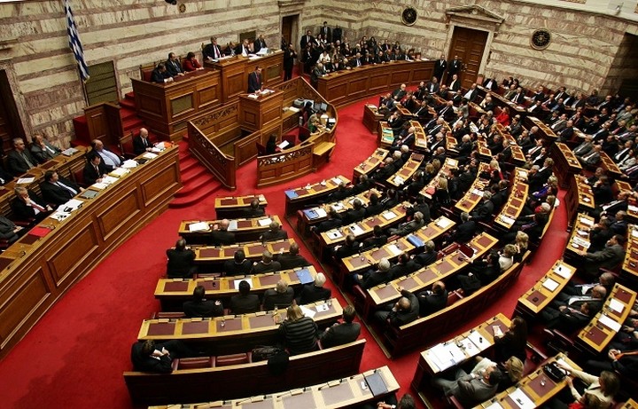 Στη βουλή η τροπολογία αναστολής της αύξησης του ΦΠΑ στα νησιά Β. Αιγαίου