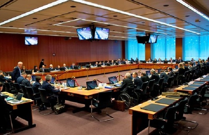 EWG: Έγγραφες διαβεβαιώσεις για το επίδομα της «13ης σύνταξης»