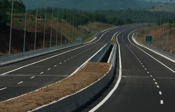 Παραδώθηκε τμήμα του αυτοκινητόδρομου της Ιονίας οδού