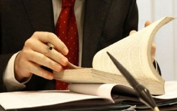 Αποχή των συμβολαιογράφων από τους πλειστηριασμούς την Τετάρτη