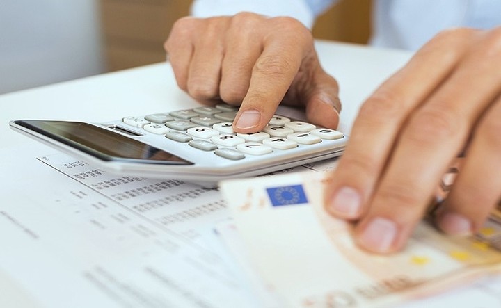 O φορολογικός καζαμίας του 2017 - Ποδαρικό με μέτρα