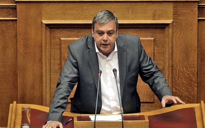 Βερναρδάκης: Επίδομα 1.000 ευρώ στον καθέ εργαζόμενο της "Καρυπίδης"