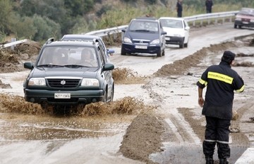 Κλειστή για τρεις μέρες η Ε.Ο. Κορίνθου - Πατρών λόγω κατολισθήσεων