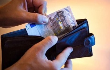 Την Τετάρτη οι αιτήσεις για το Κοινωνικό Εισόδημα Αλληλεγγύης