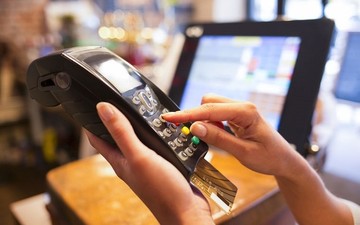 Πρόστιμα - φωτιά σε επιχειρήσεις που δεν ενημερώνουν ότι έχουν POS