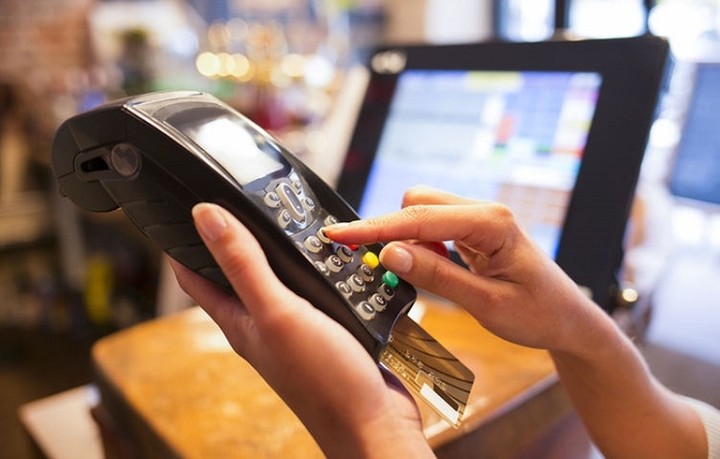 Όλη η εγκύκλιος για τα POS- Τι πρέπει να αναγράφει η ενημερωτική πινακίδα