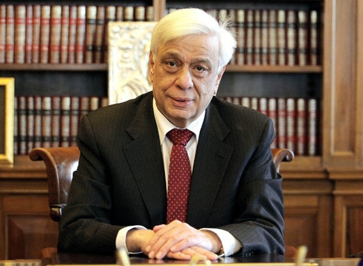 Παυλόπουλος: Η ΕΚΤ να δείξει συμπαράσταση στο τραπεζικό μας σύστημα