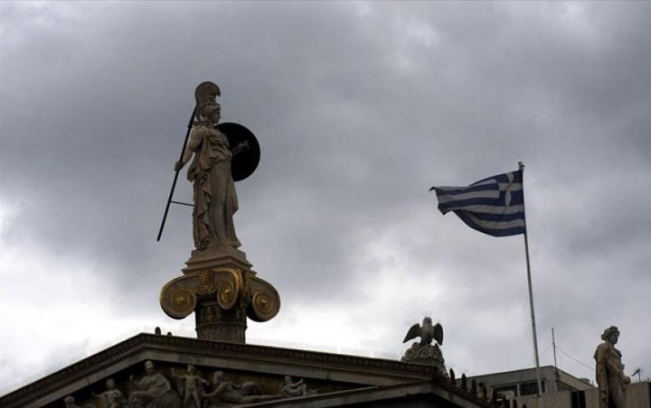 Η Ελλάδα μοναδική χώρα της Ευρωπαϊκής Ένωσης με ύφεση