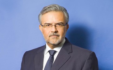 Ποιος είναι ο νέος ισχυρός άνδρας της Τράπεζας Πειραιώς