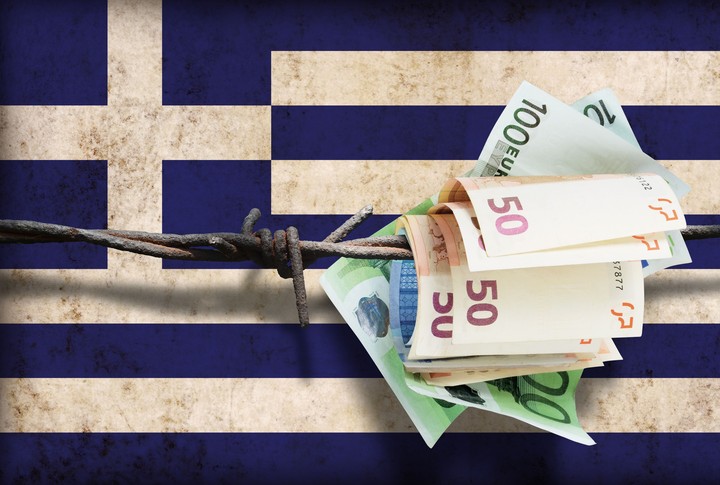 Πώς και γιατί οι δανειστές θέλουν να "ξεδοντιάσουν" το ελληνικό υπερ-πλεόνασμα