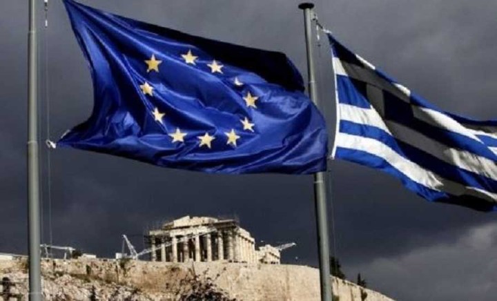Έκλεισε η συμφωνία: Τι προβλέπει για αφορολόγητο, συντάξεις, εργασιακά, φαρμακευτική δαπάνη