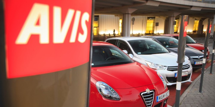 Ποιος είναι ο διεκδικητής της AVIS -Γιατί πουλάει η Πειραιώς