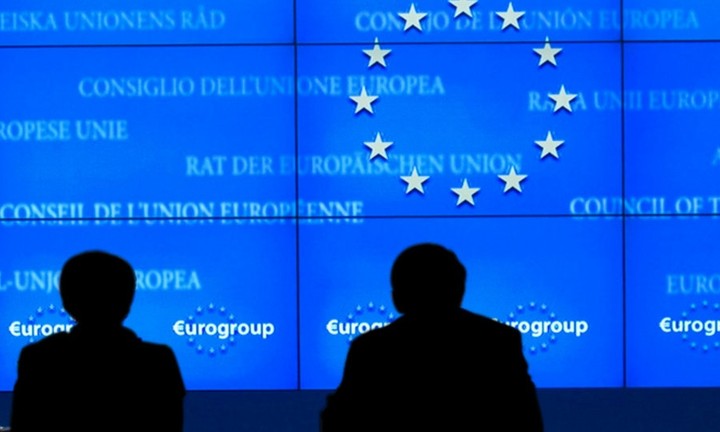 Συμφωνία στο Eurogroup για «σπασμένη» δόση 8,5 δις. ευρώ