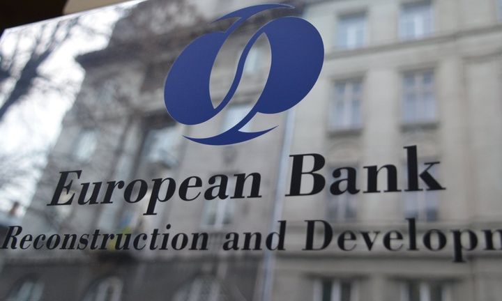 EBRD: Βλέπει ανάπτυξη με την οικονομία σε δύσκολη θέση