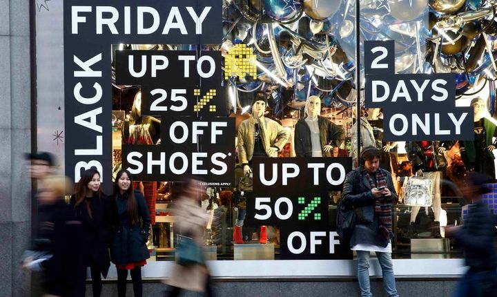 Black Friday: Είκοσι τρεις παραβάσεις σε 98 πολυκαταστήματα