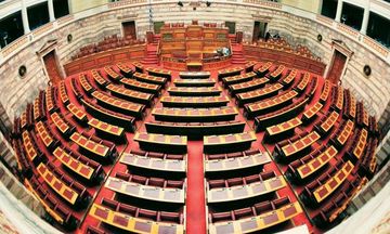  Ξεκινά η μάχη του προϋπολογισμού στη Βουλή